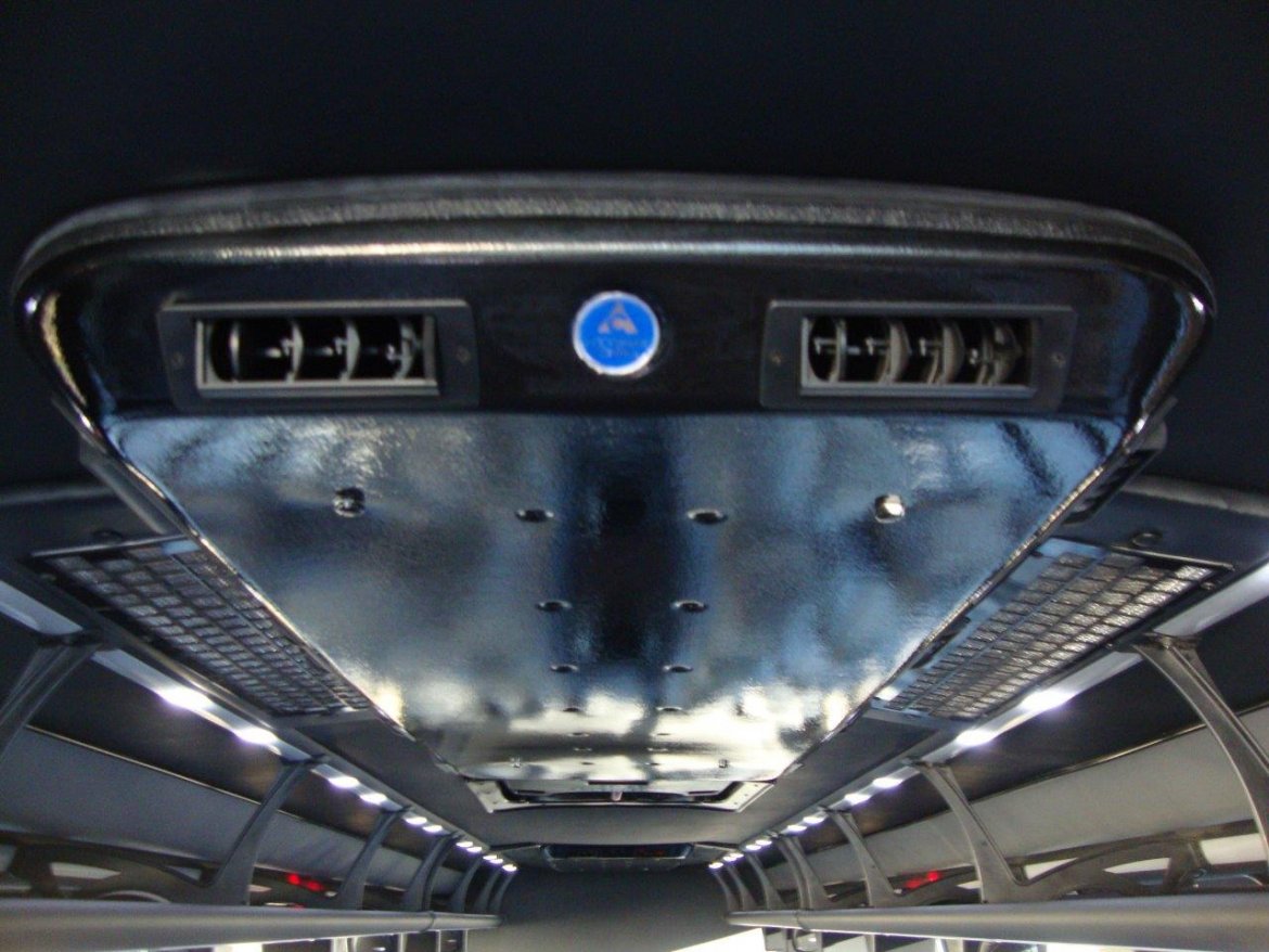 Photo of Shuttle Bus for sale: 2014 Ford F-650 by Turtletop