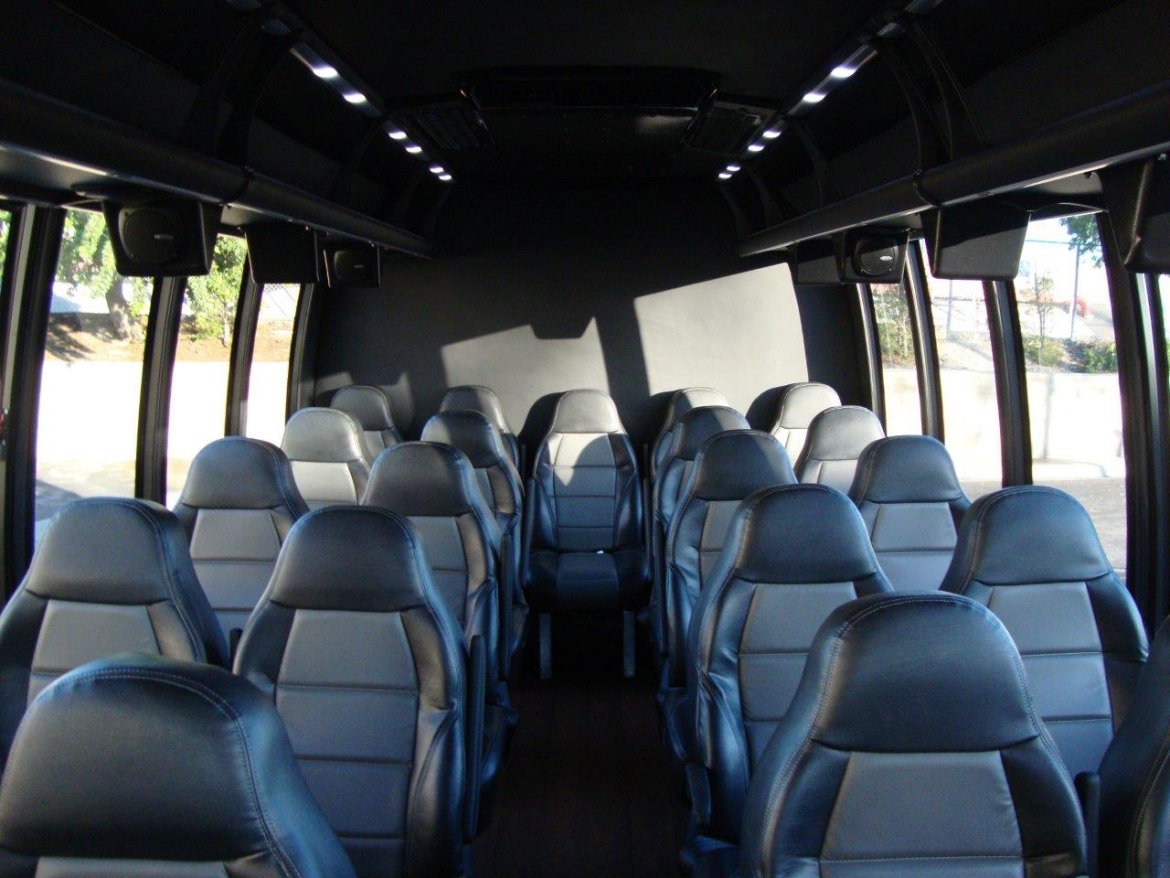 Photo of Shuttle Bus for sale: 2014 Ford F-650 by Turtletop