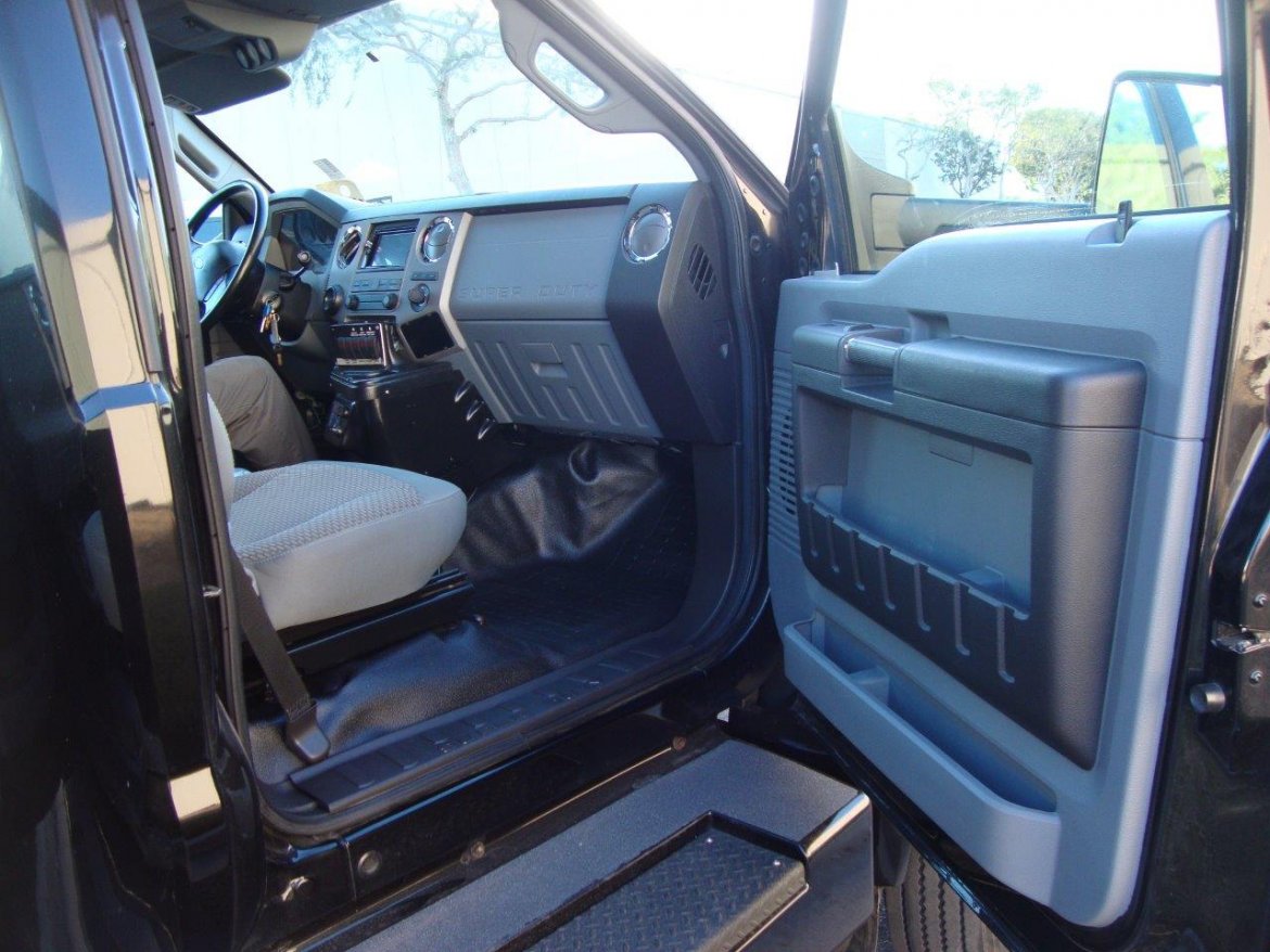 Photo of Shuttle Bus for sale: 2014 Ford F-650 by Turtletop