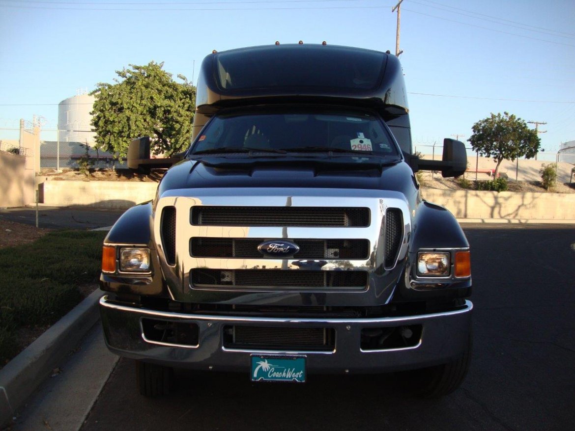 Photo of Shuttle Bus for sale: 2014 Ford F-650 by Turtletop