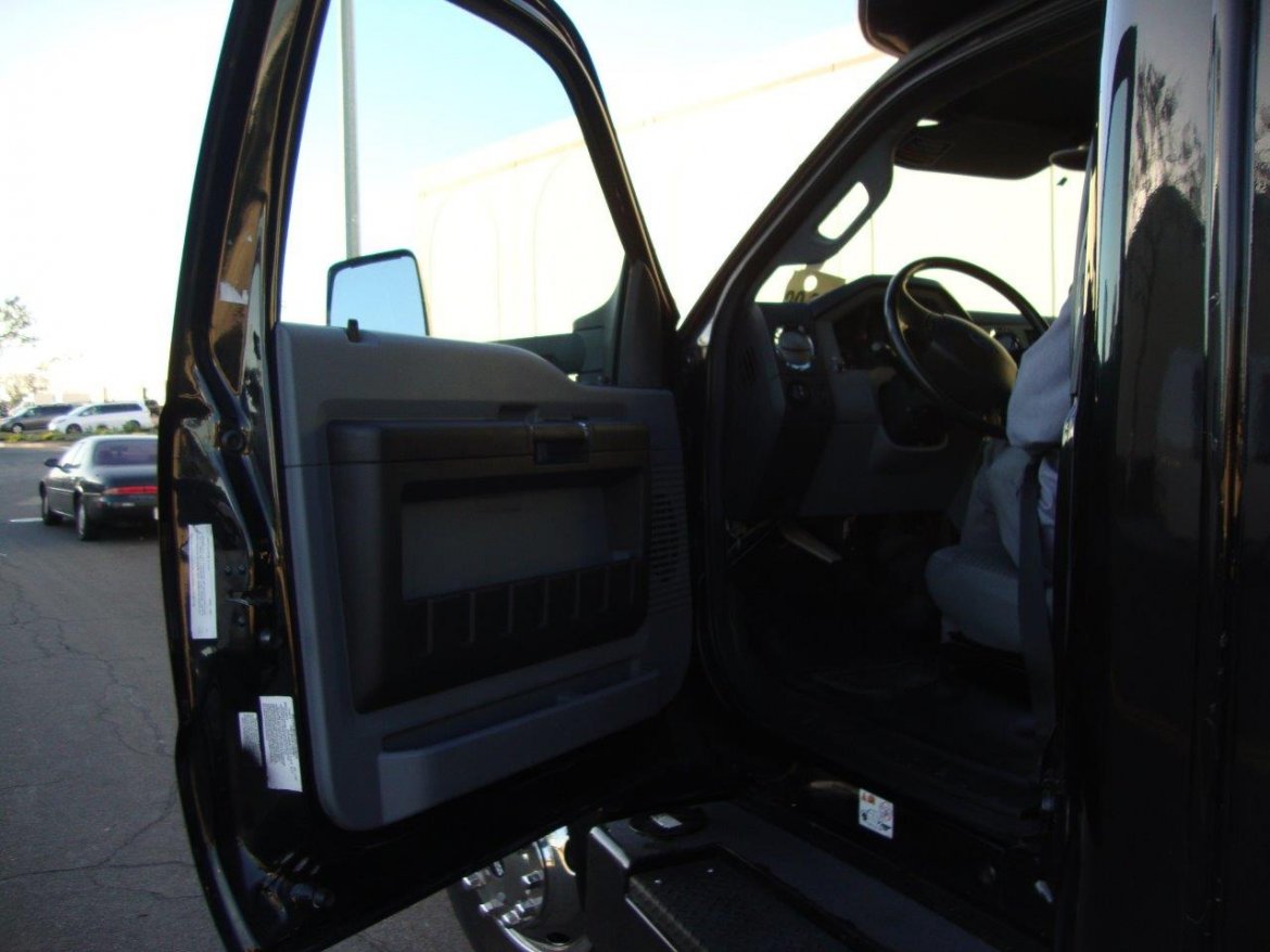 Photo of Shuttle Bus for sale: 2014 Ford F-650 by Turtletop