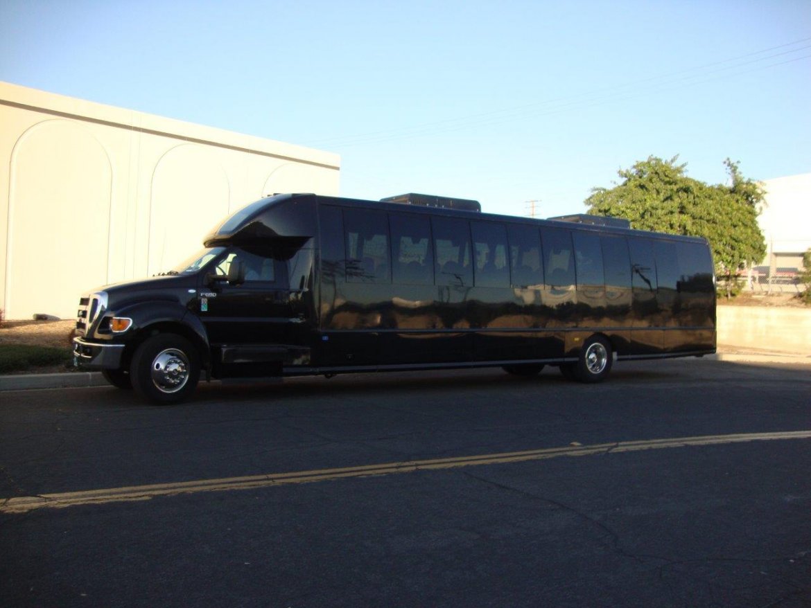 Photo of Shuttle Bus for sale: 2014 Ford F-650 by Turtletop