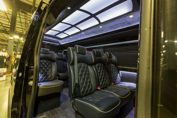 2016 Mercedes-Benz Sprinter luxury 3500 Sprinter for Sale in Foster City , CA - Photo 3