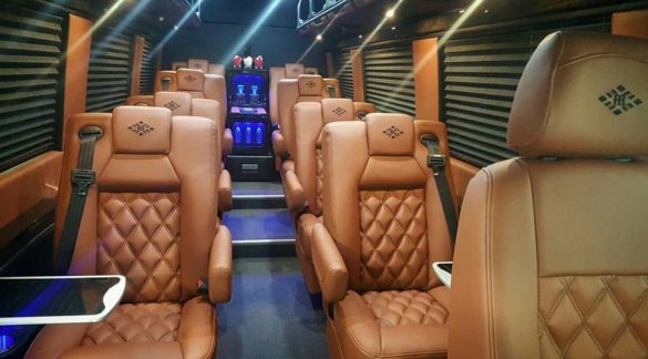 2017 Mercedes-Benz 3500 Sprinter for Sale in Oaklyn, NJ - Main Photo