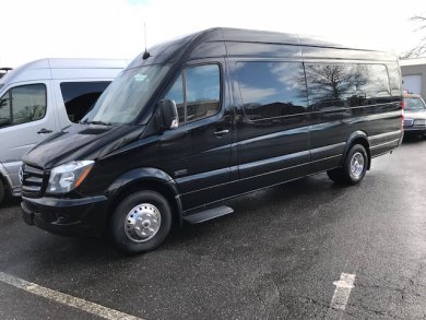 2017 Mercedes-Benz 3500  Sprinter for Sale in Oaklyn, New Jersey, US - Photo 3