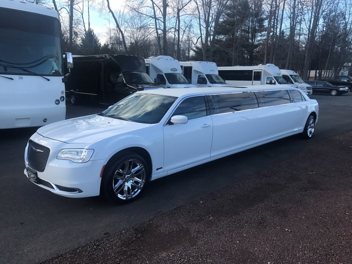Photo of Limousine for sale: 2016 Chrysler 140&quot; 10 Passenger Stretch 140&quot; by Executive Coach Builders