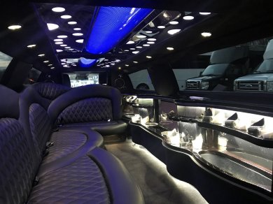2016 Chrysler 140" 10 Passenger Stretch Limousine for Sale in Morgnaville, NJ - Main Photo