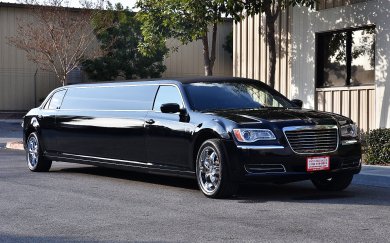 2013 Chrysler 300 Limousine for Sale in Fontana, CA - Main Photo