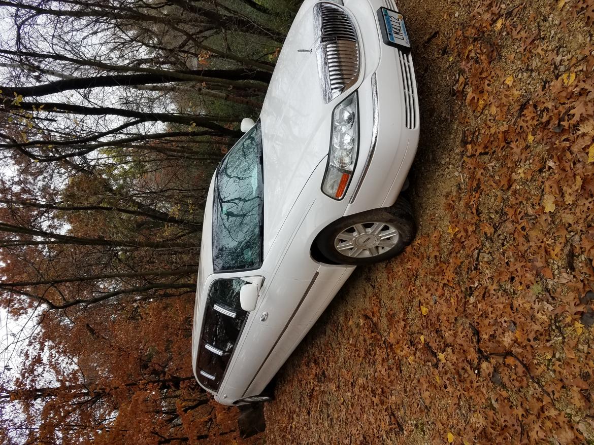 Photo of Limousine for sale: 2007 Lincoln Town car 120&quot; by Dabryant
