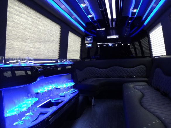2017 Mercedes-Benz Sprinter 3500 Extended Sprinter for Sale in Irvine, CA - Photo 3
