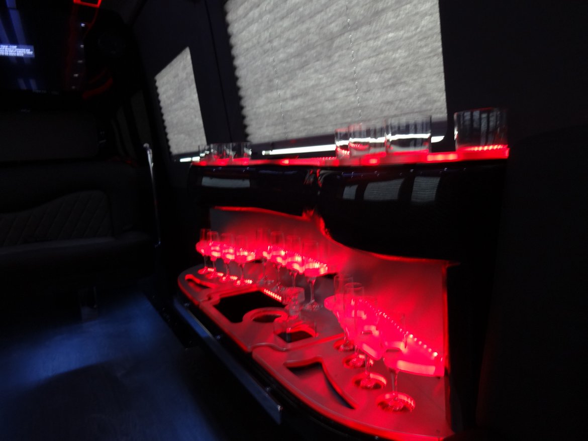 Sprinter for Sale in Irvine, CA - Photo 4