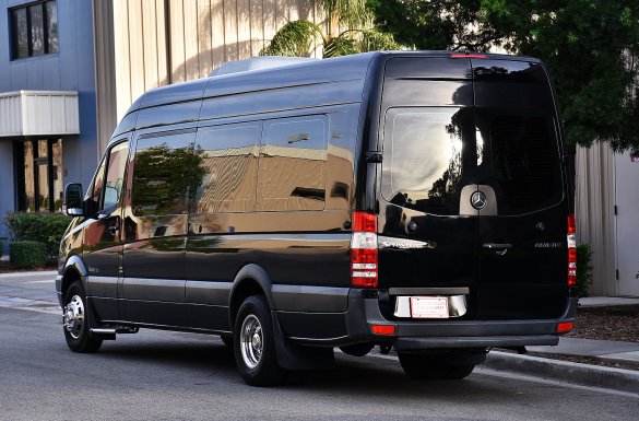 2012 Mercedes-Benz Sprinter 3500 Sprinter for Sale in Fontana, CA - Photo 3